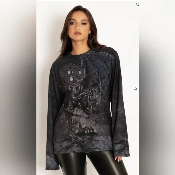 Blackmilk Great Old Ones Long Sleeve Oversized Bft - Picture 1 of 3
